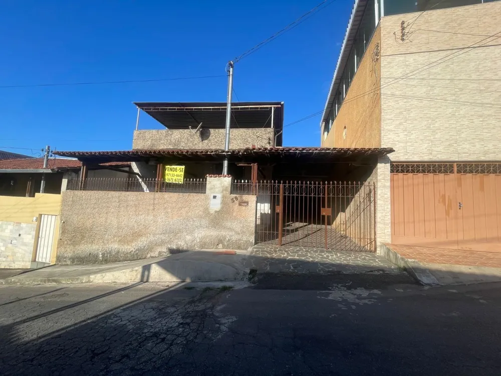 Casa, 4 quartos, 200 m² - Foto 1