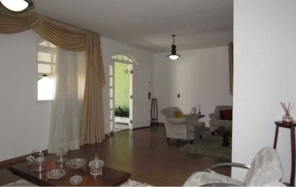 Casa à venda com 4 quartos, 285m² - Foto 7