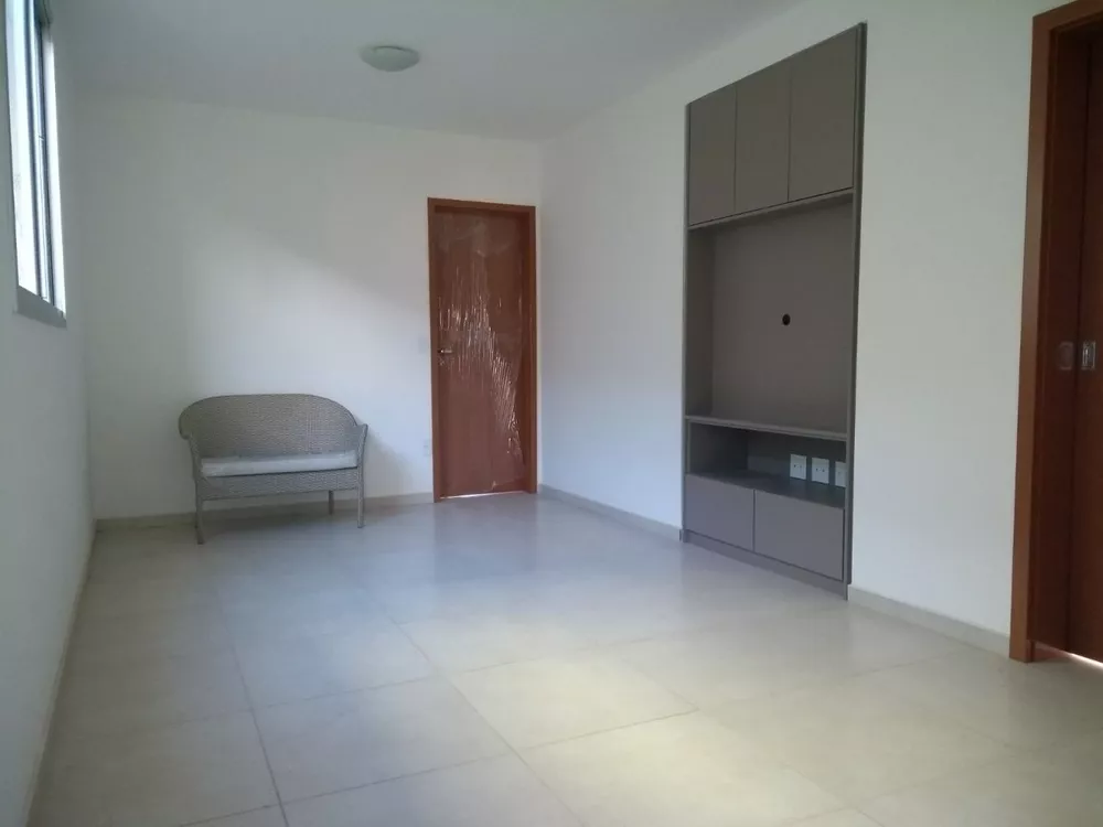 Apartamento à venda com 3 quartos, 127m² - Foto 2