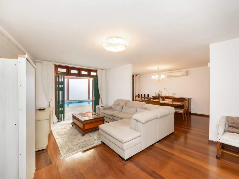 Casa, 4 quartos, 301 m² - Foto 1