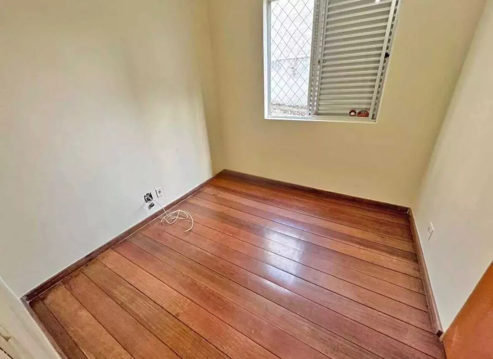 Apartamento à venda com 3 quartos, 98m² - Foto 11