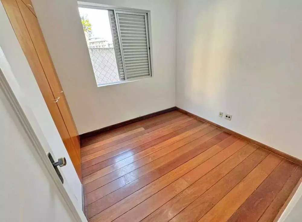 Apartamento à venda com 3 quartos, 98m² - Foto 9