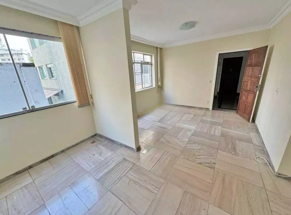 Apartamento à venda com 3 quartos, 98m² - Foto 3