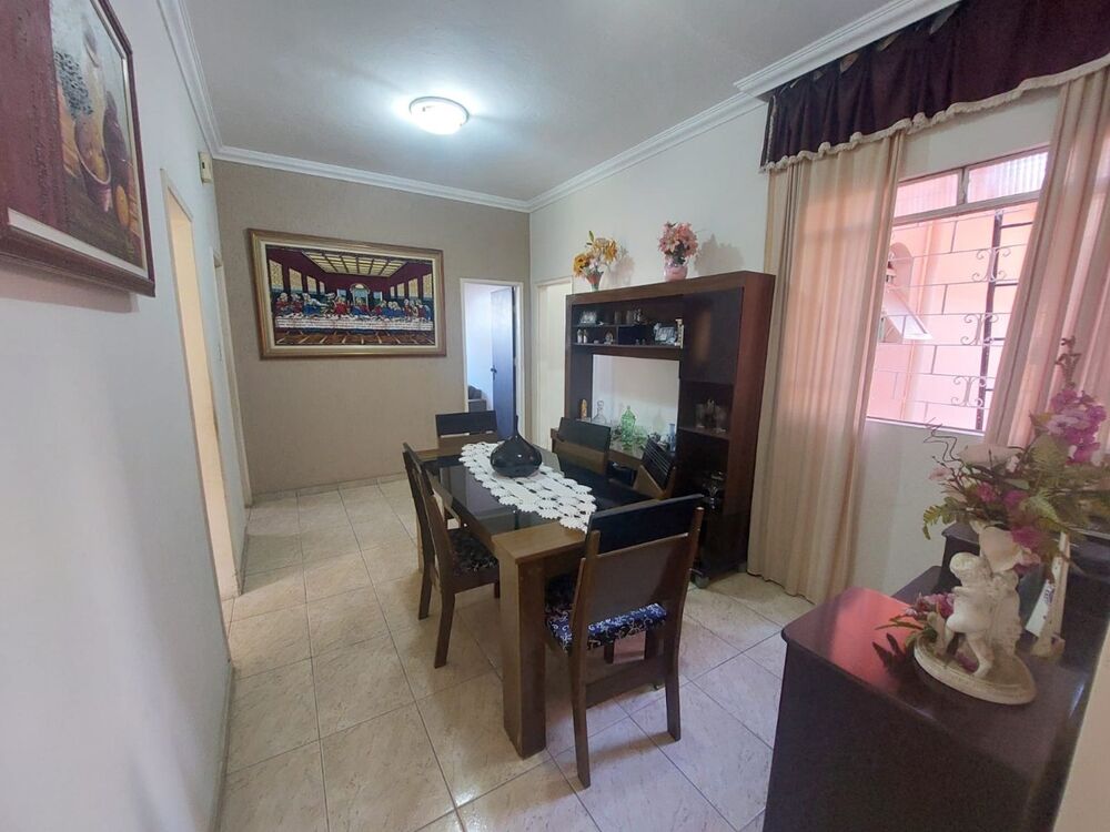 Casa à venda com 3 quartos, 360m² - Foto 5