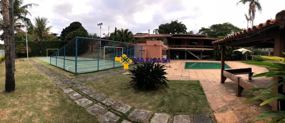 Casa, 4 quartos, 2240 m² - Foto 1
