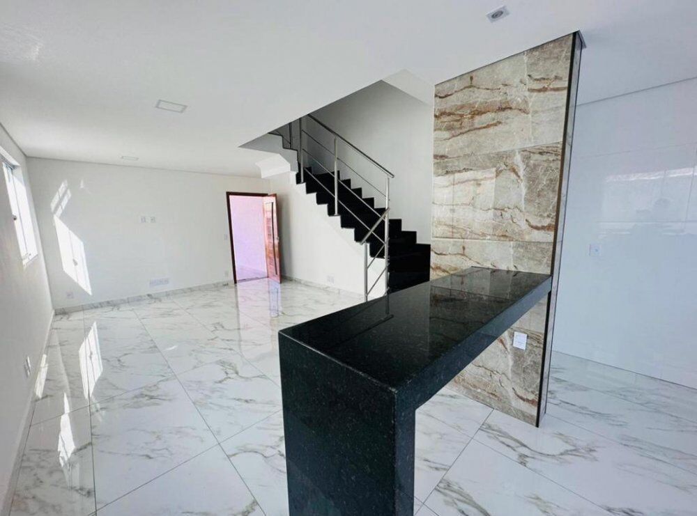Casa à venda com 3 quartos, 180m² - Foto 8