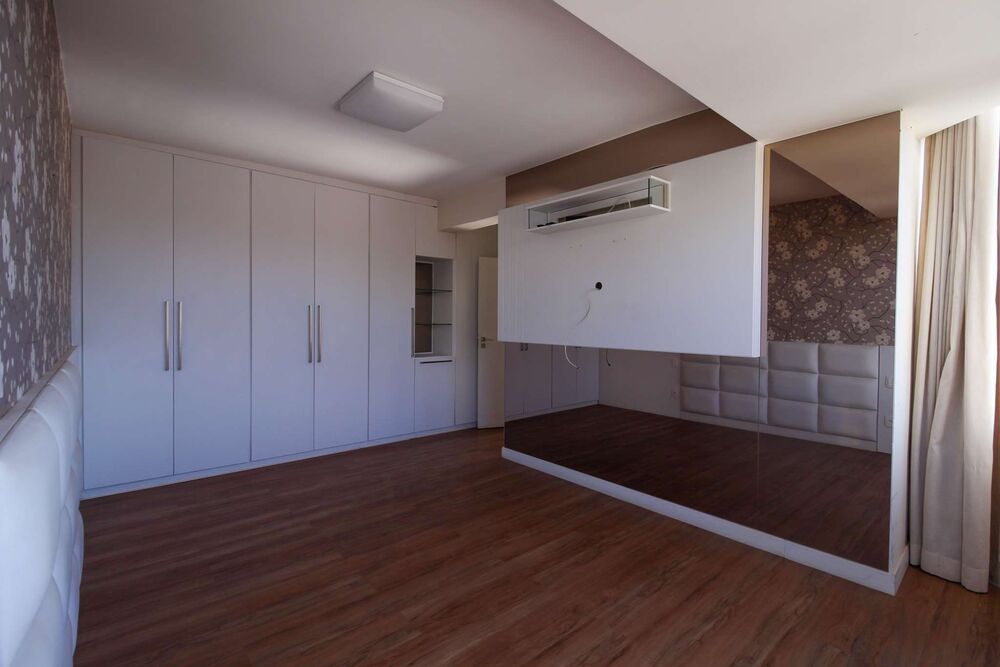Apartamento à venda com 3 quartos, 175m² - Foto 3