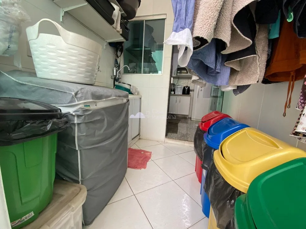 Casa, 4 quartos, 222 m² - Foto 2