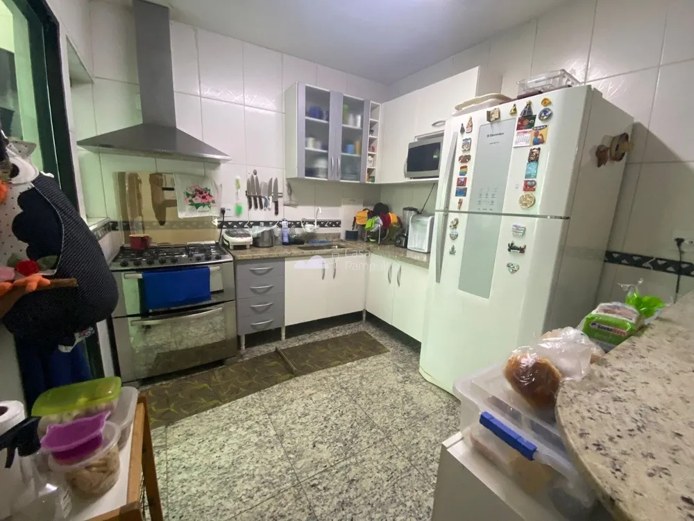 Casa, 4 quartos, 222 m² - Foto 1