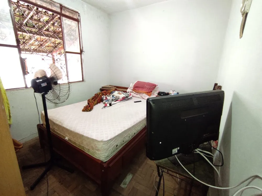 Casa, 6 quartos, 288 m² - Foto 2