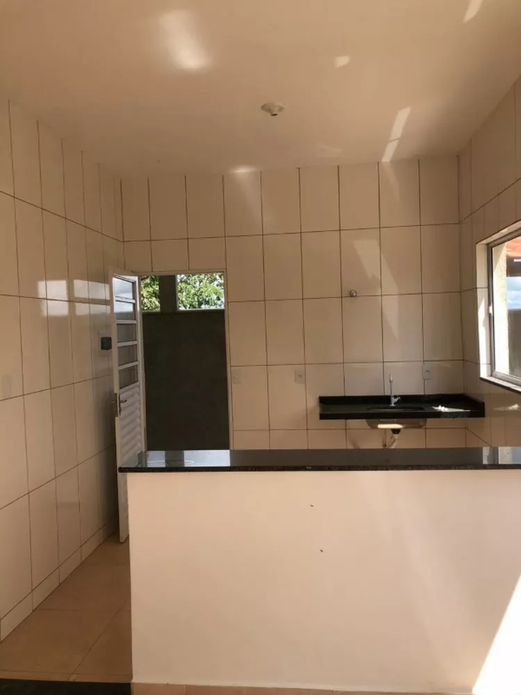 Casa à venda com 3 quartos, 97m² - Foto 13