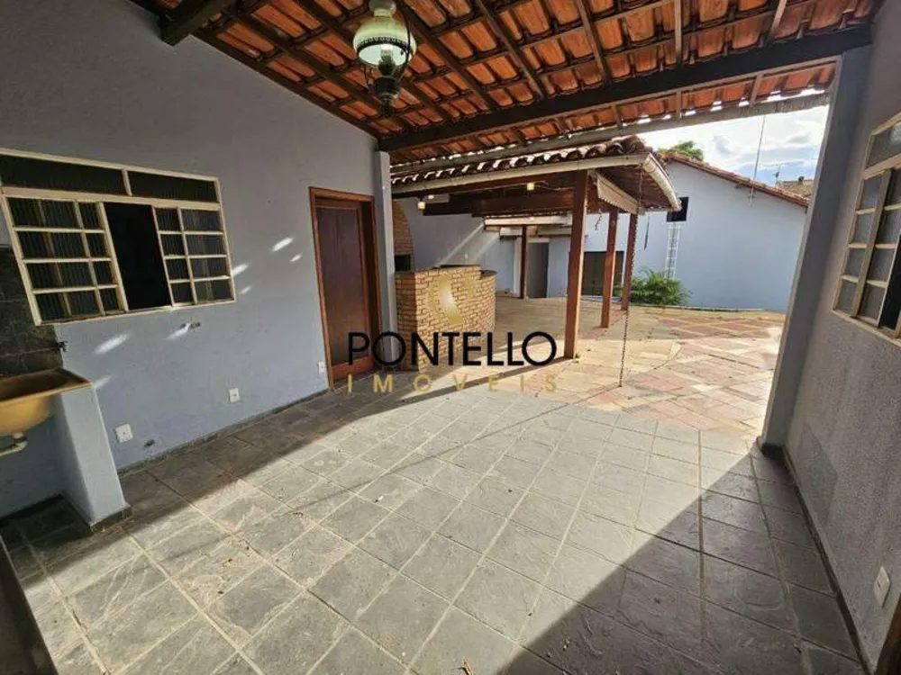 Casa, 3 quartos, 250 m² - Foto 9