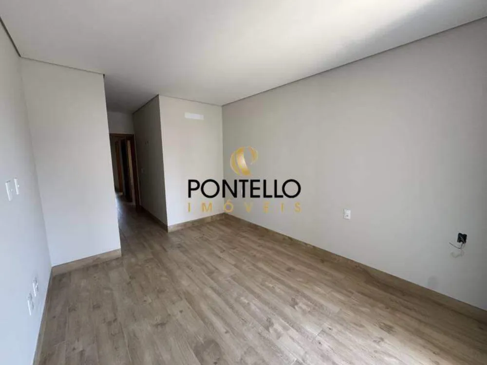 Casa, 5 quartos, 342 m² - Foto 1