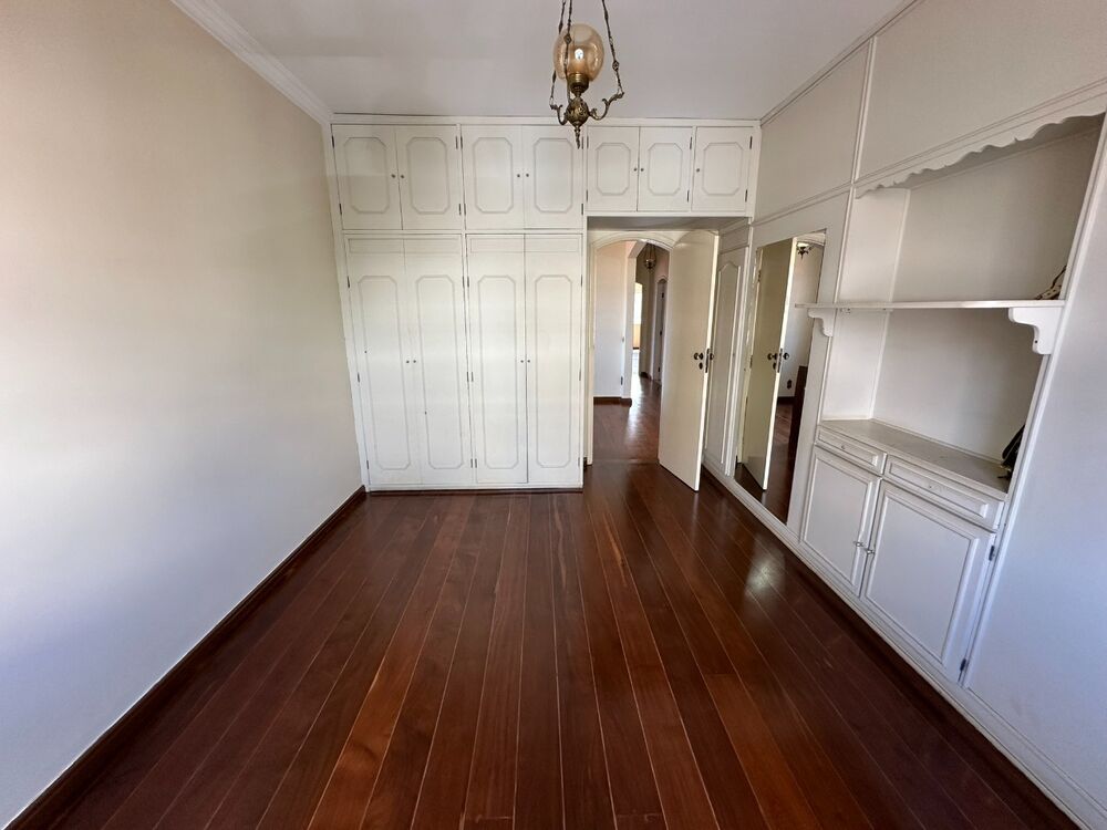 Casa à venda com 5 quartos, 311m² - Foto 7