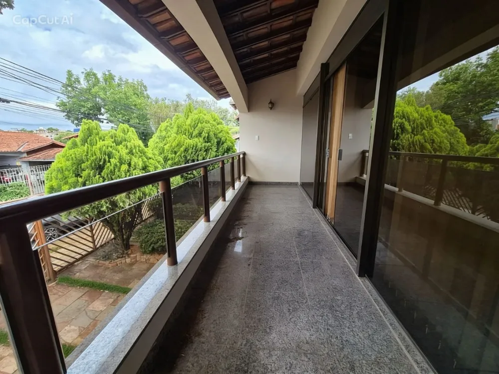 Casa, 5 quartos, 339 m² - Foto 1