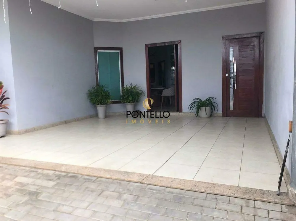Casa, 3 quartos, 163 m² - Foto 2