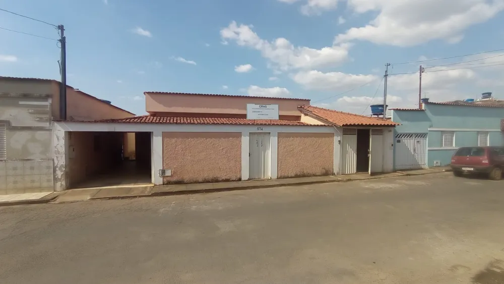 Casa, 6 quartos, 320 m² - Foto 2