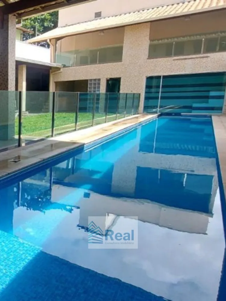 Casa, 4 quartos, 295 m² - Foto 1