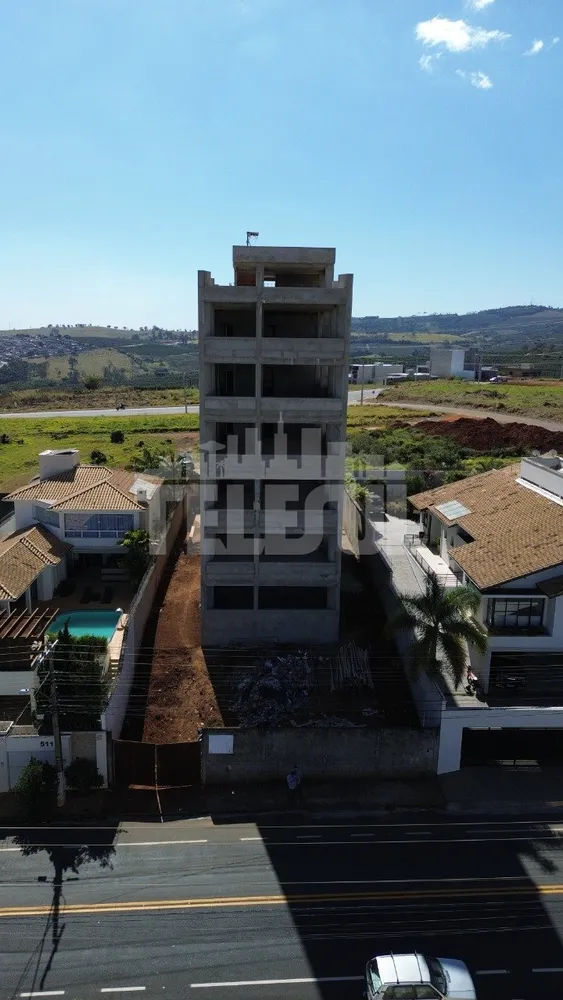 Apartamento, 3 quartos, 275 m² - Foto 1