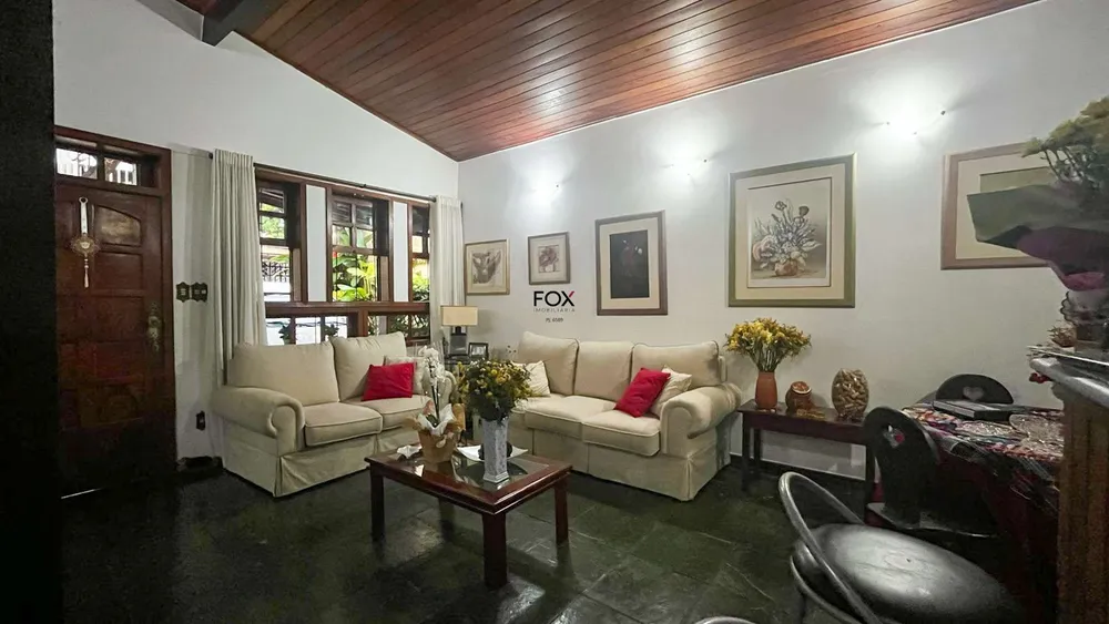 Casa, 8 quartos, 500 m² - Foto 1