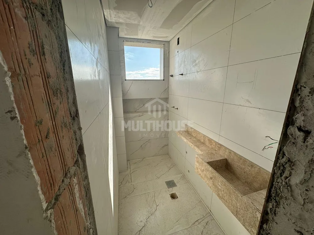 Apartamento, 3 quartos, 180 m² - Foto 2