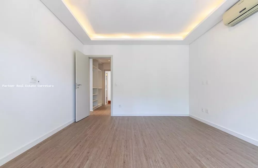 Casa de Condomínio à venda com 4 quartos, 958m² - Foto 16