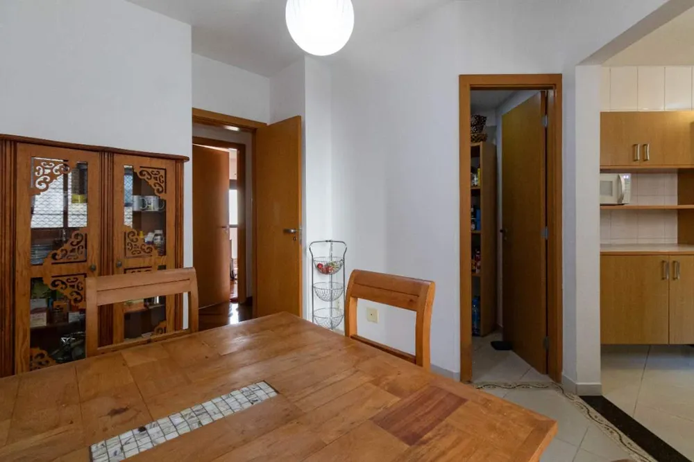 Apartamento, 4 quartos, 247 m² - Foto 1