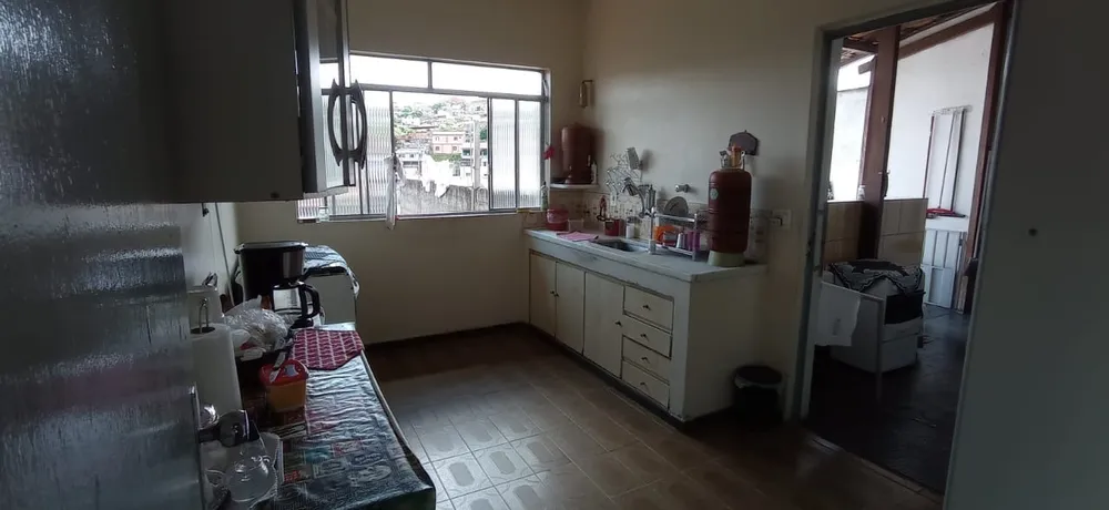 Casa, 3 quartos, 229 m² - Foto 3
