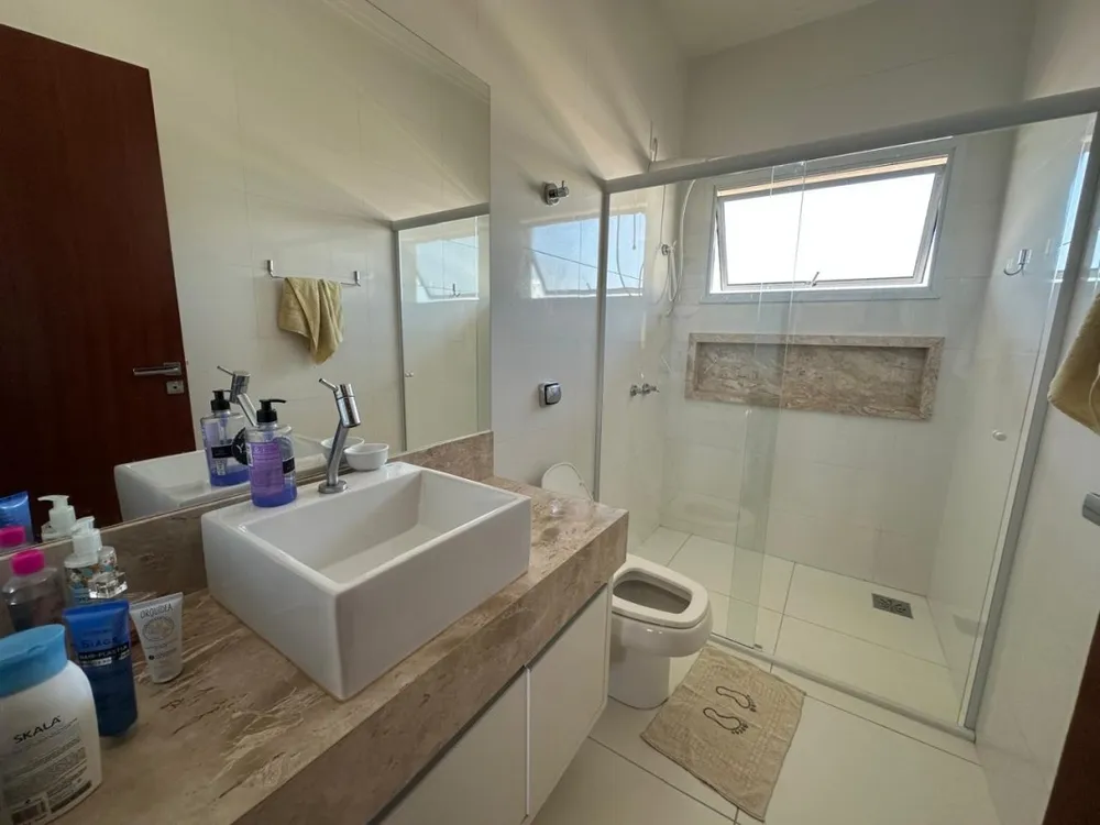 Casa, 4 quartos, 240 m² - Foto 10