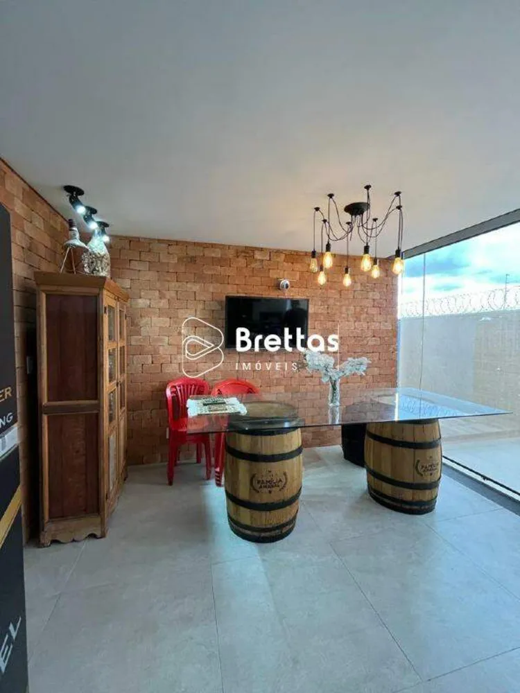 Casa, 4 quartos, 252 m² - Foto 11