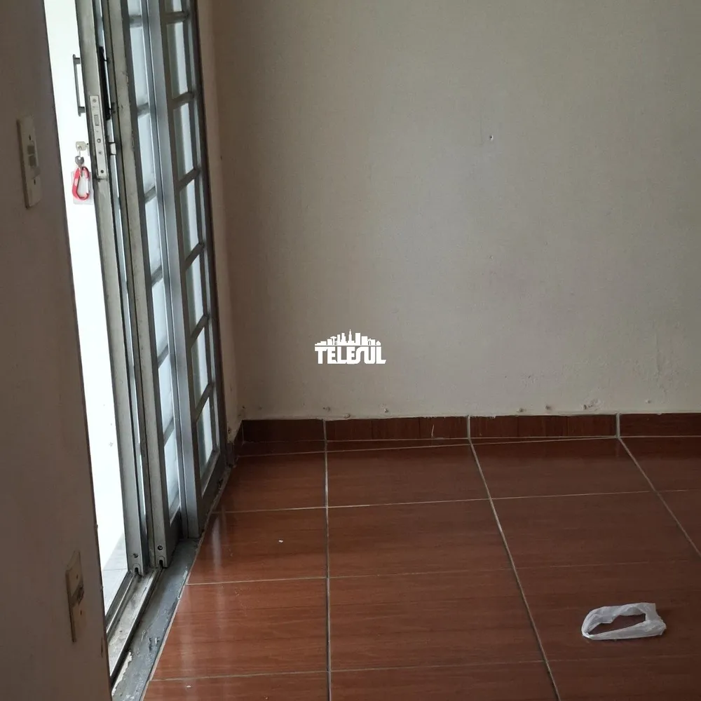 Casa, 3 quartos, 224 m² - Foto 3