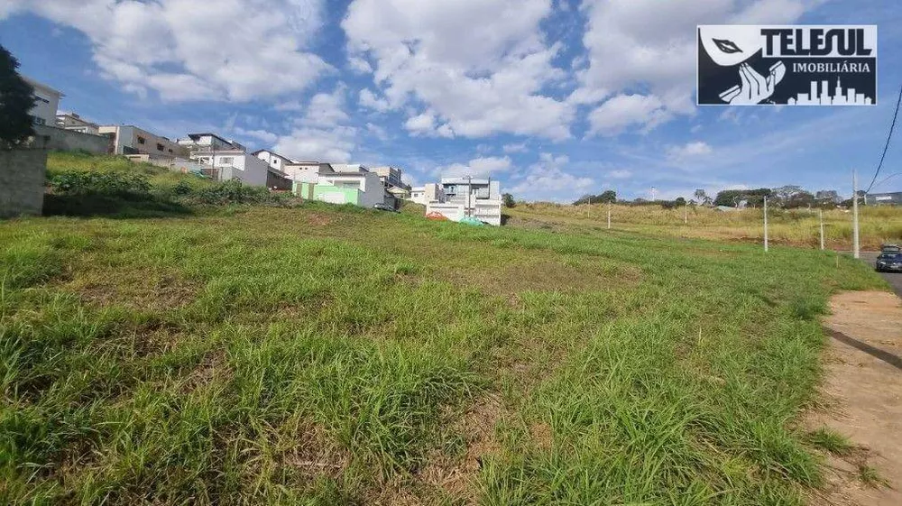 Terreno para alugar, 740m² - Foto 1