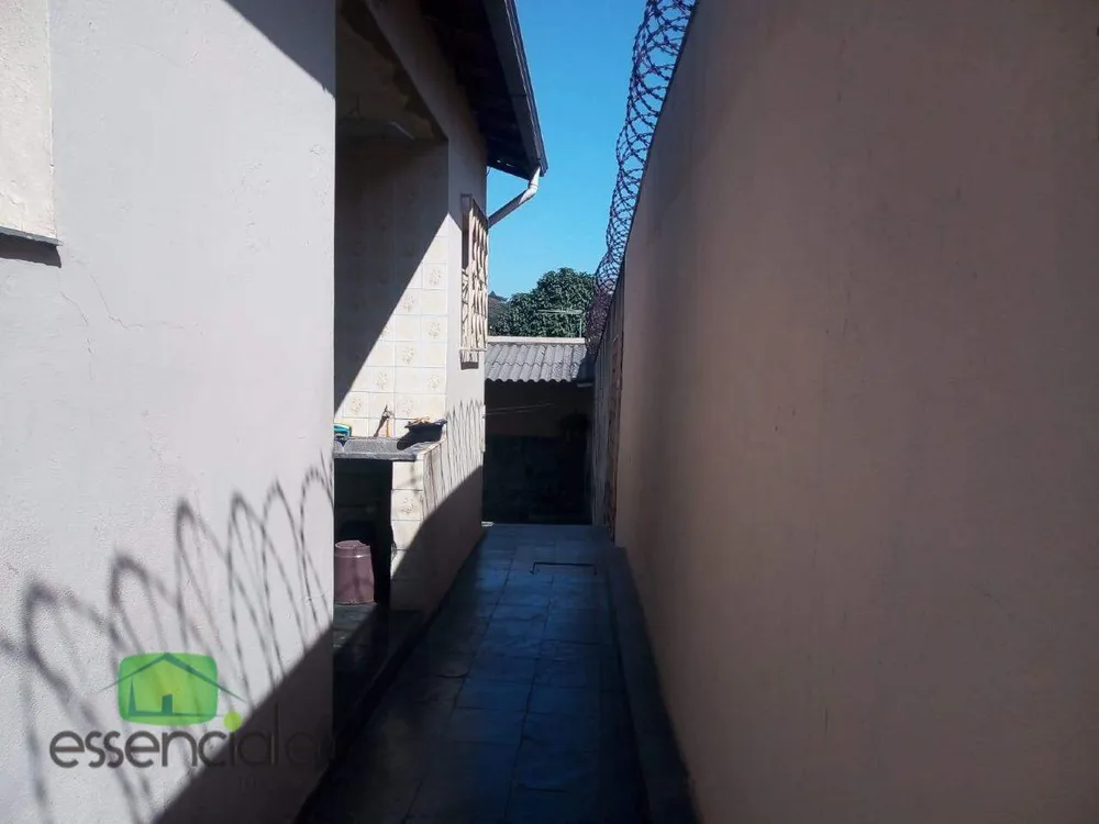 Casa, 5 quartos, 270 m² - Foto 1