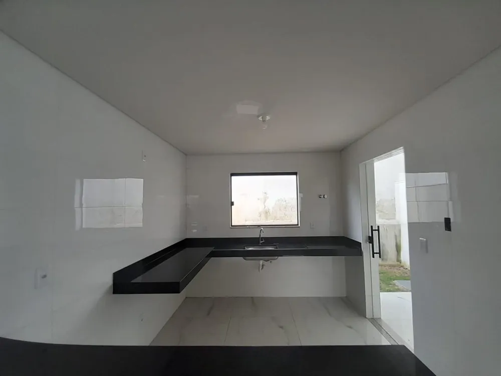 Casa, 3 quartos, 142 m² - Foto 2