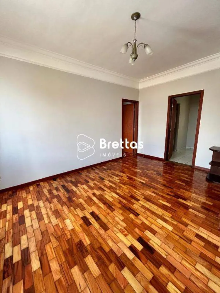 Casa, 3 quartos, 152 m² - Foto 1
