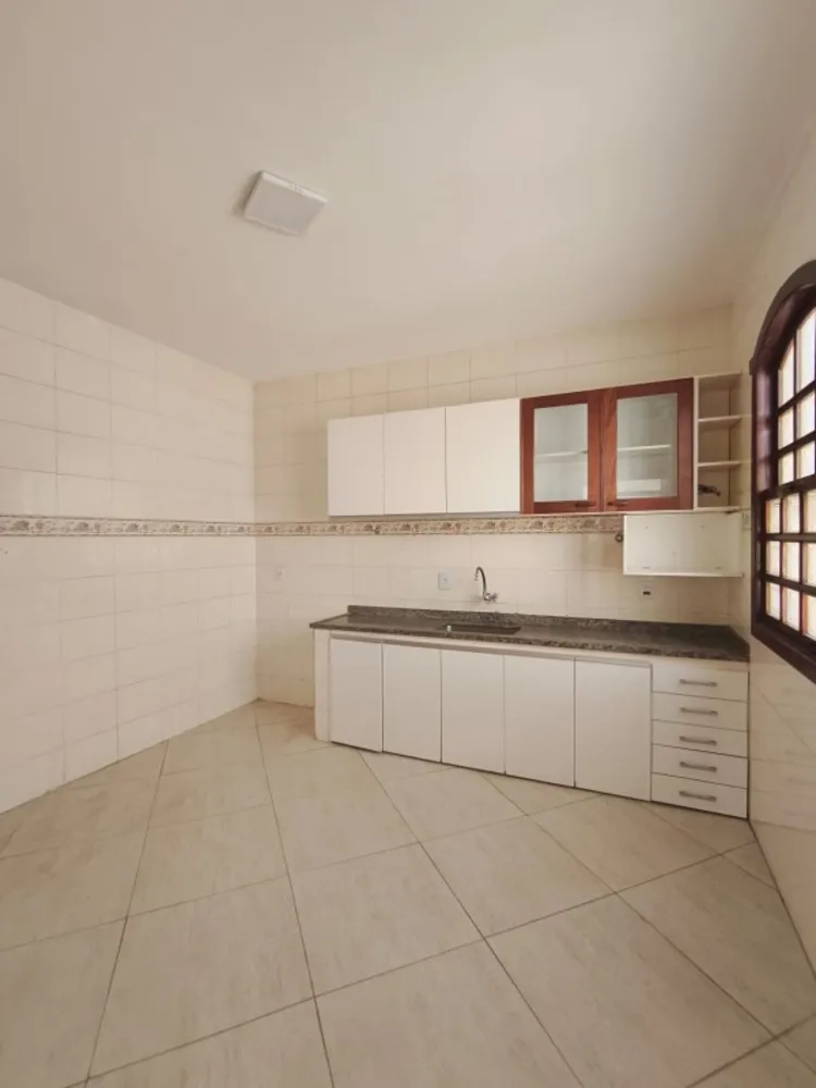 Casa, 4 quartos, 250 m² - Foto 12