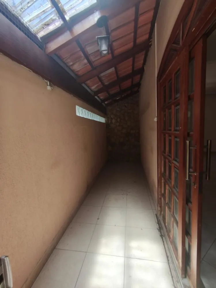 Casa, 4 quartos, 250 m² - Foto 2