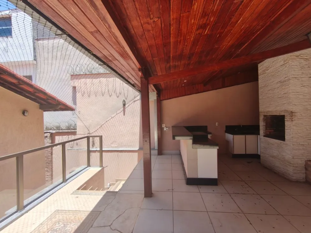 Casa, 4 quartos, 250 m² - Foto 1
