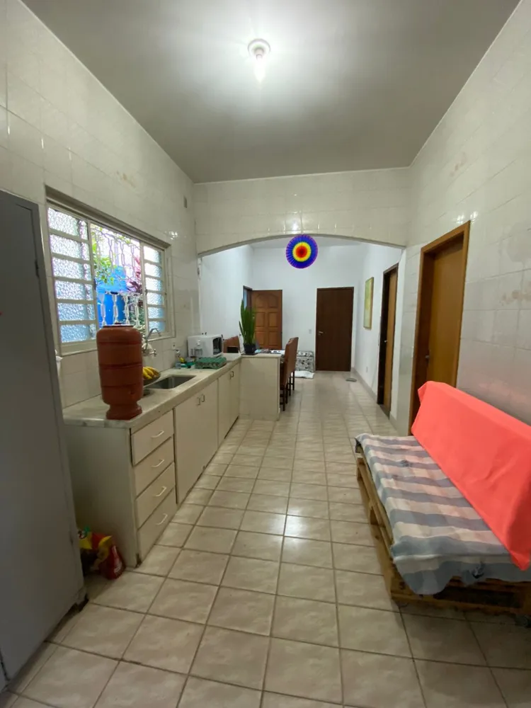 Casa, 4 quartos, 162 m² - Foto 1