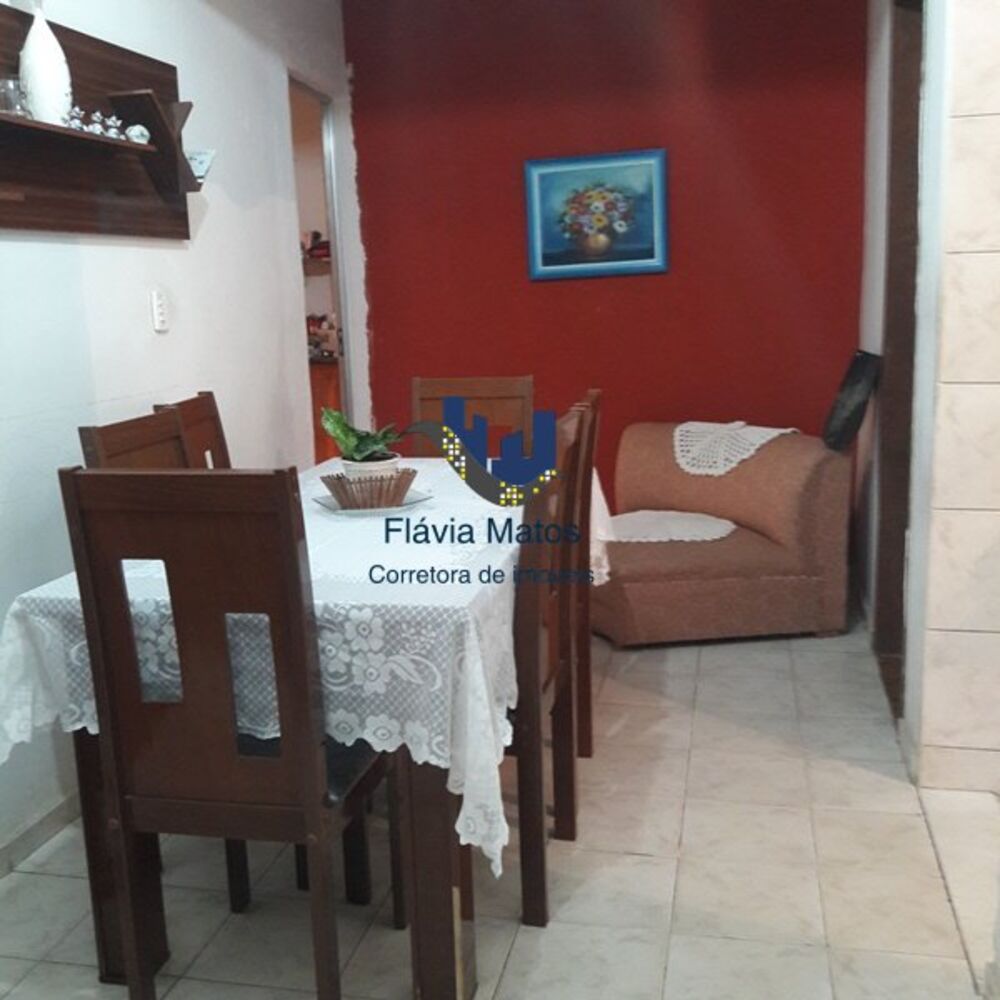 Casa à venda com 4 quartos, 240m² - Foto 2