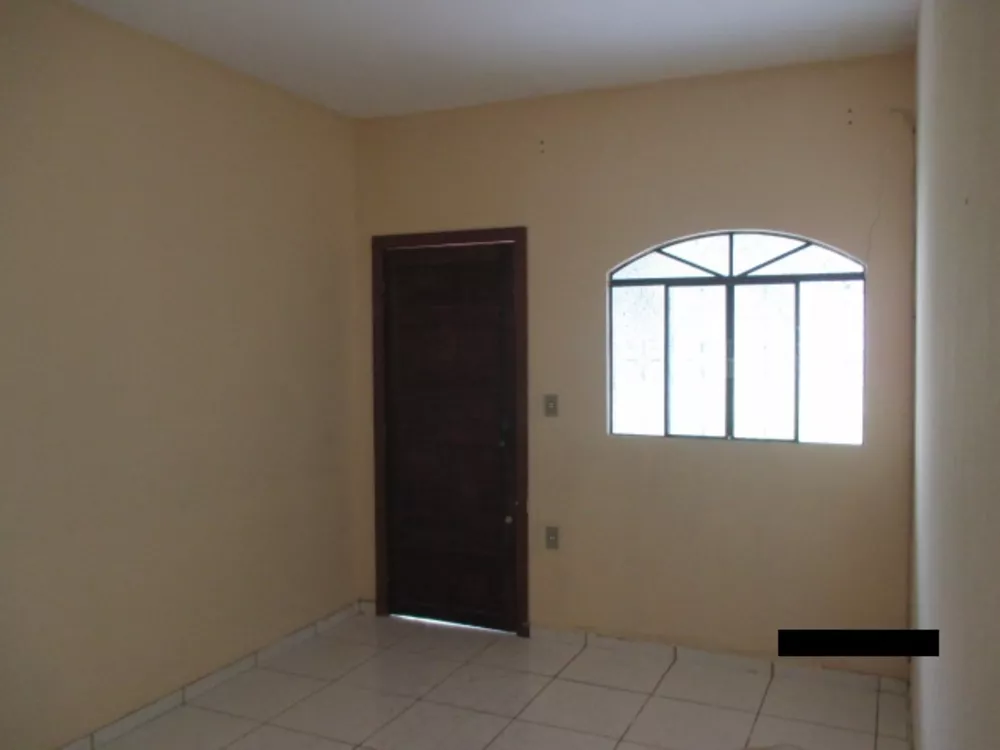 Casa à venda com 2 quartos, 100m² - Foto 3