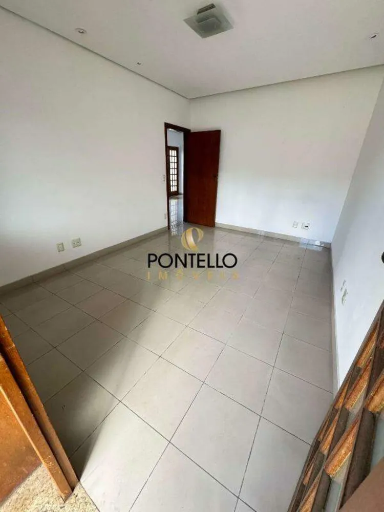 Casa, 3 quartos, 254 m² - Foto 7