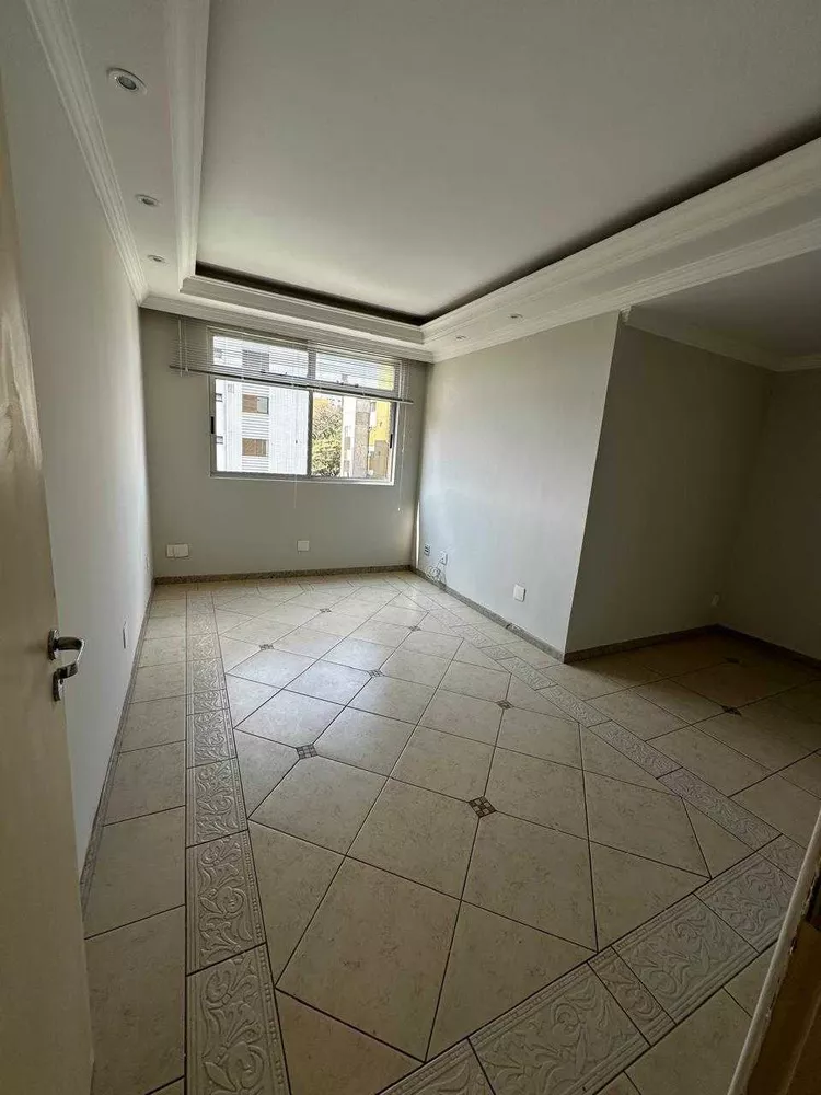 Apartamento para alugar com 2 quartos, 89m² - Foto 2