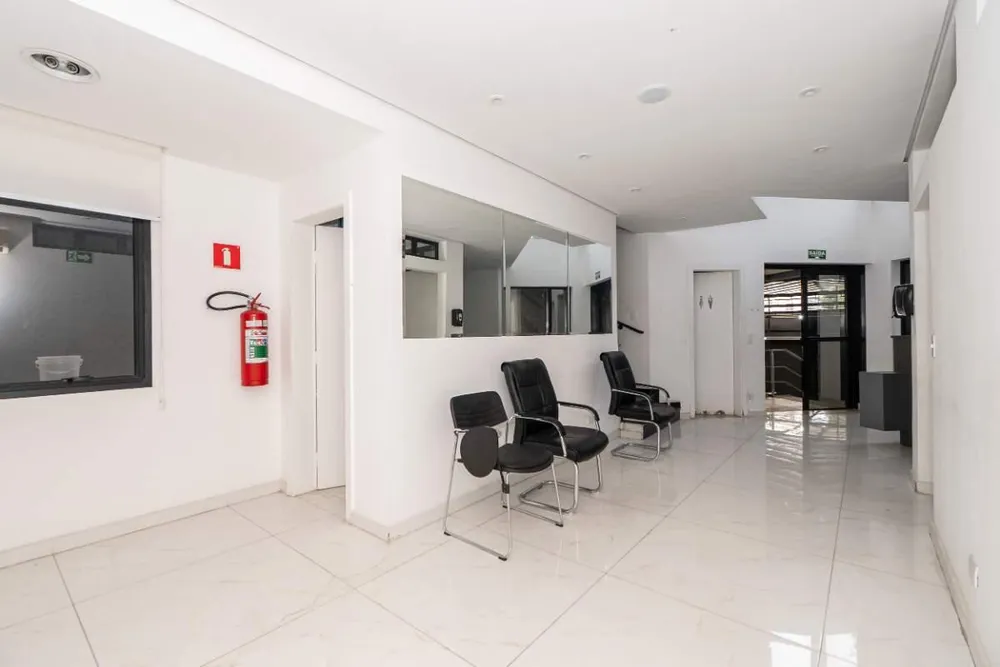Loja-Salão, 228 m² - Foto 1