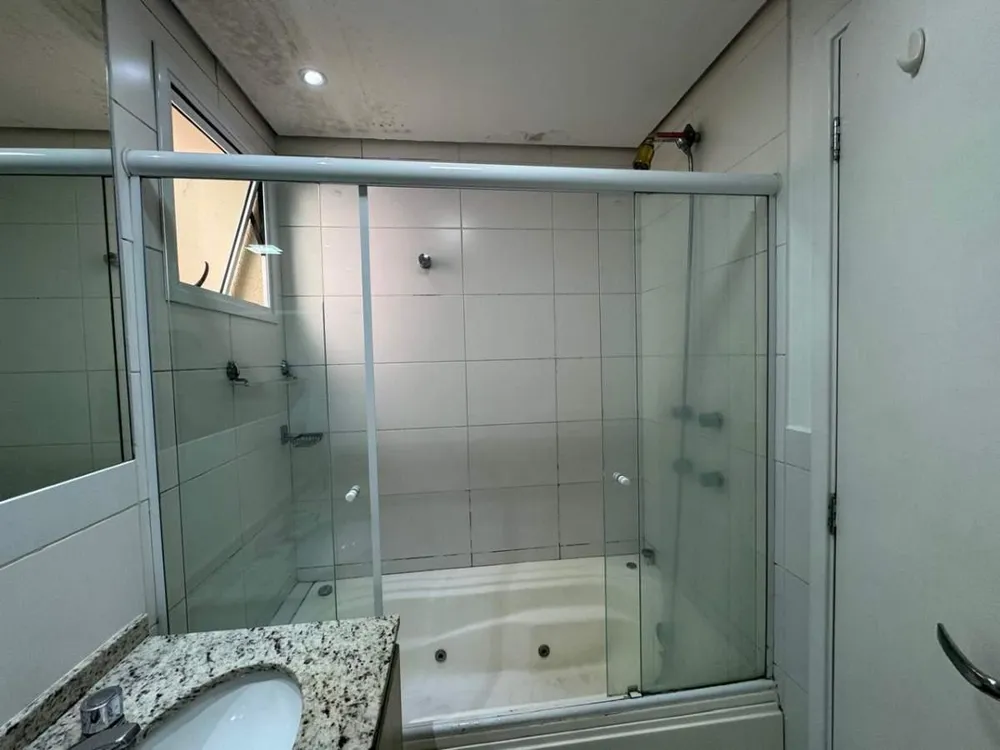 Apartamento, 3 quartos, 211 m² - Foto 2
