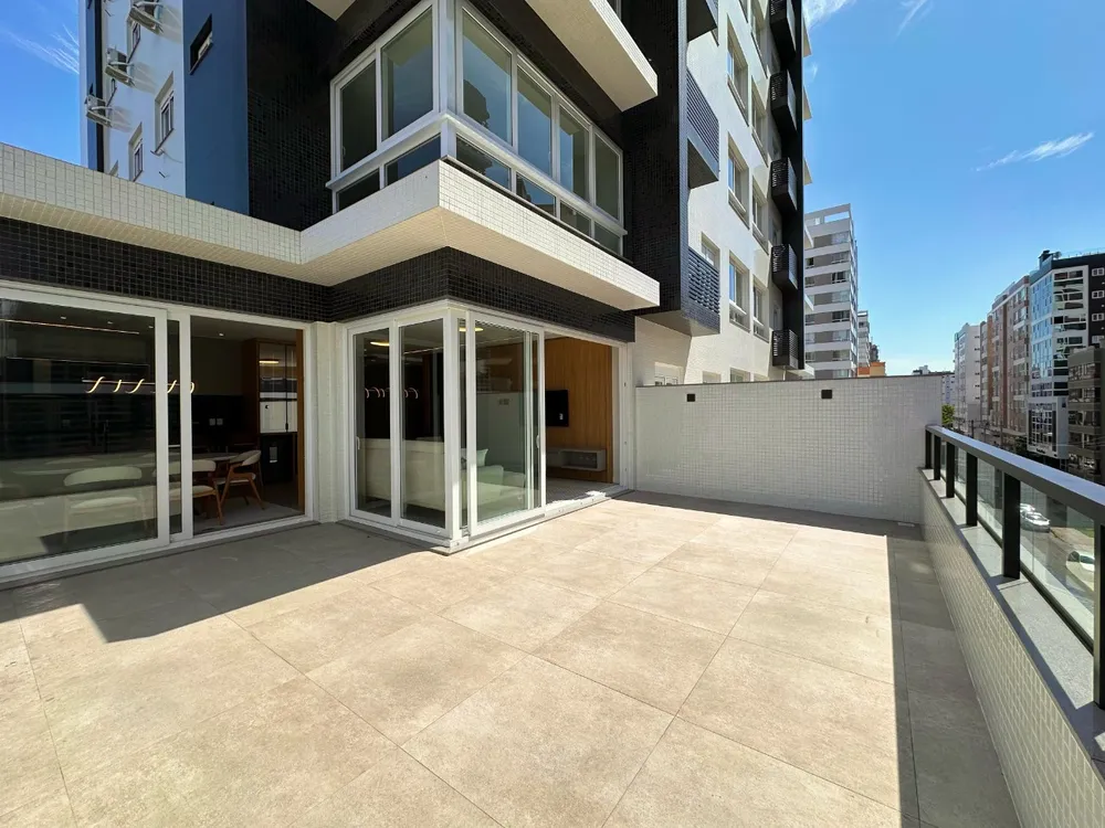 Apartamento, 3 quartos, 243 m² - Foto 3