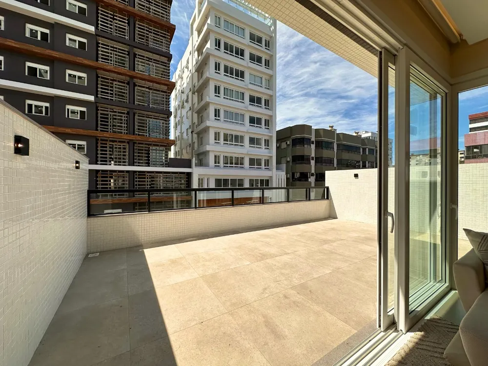 Apartamento, 3 quartos, 243 m² - Foto 1