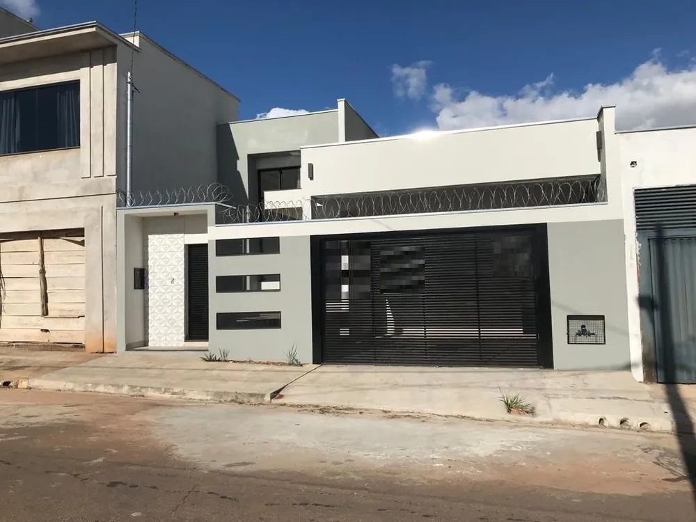 Casa, 3 quartos, 131 m² - Foto 1