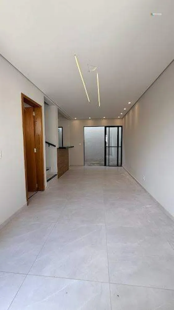 Casa, 3 quartos, 84 m² - Foto 1