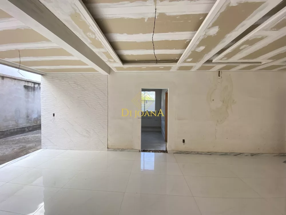 Apartamento à venda com 3 quartos, 157m² - Foto 4